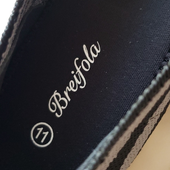 Breifola Gray and Black Zebra Striped Cotton Knit Pointed Toe Flat Size 11 - Picture 6 of 9